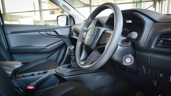 2026-Isuzu-D-Max-19-DDI-HR-L-Single-Cab image:5