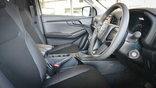 2026-Isuzu-D-Max-19-DDI-HR-L-Single-Cab image:6