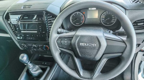 2026-Isuzu-D-Max-19-DDI-HR-L-Single-Cab image:7