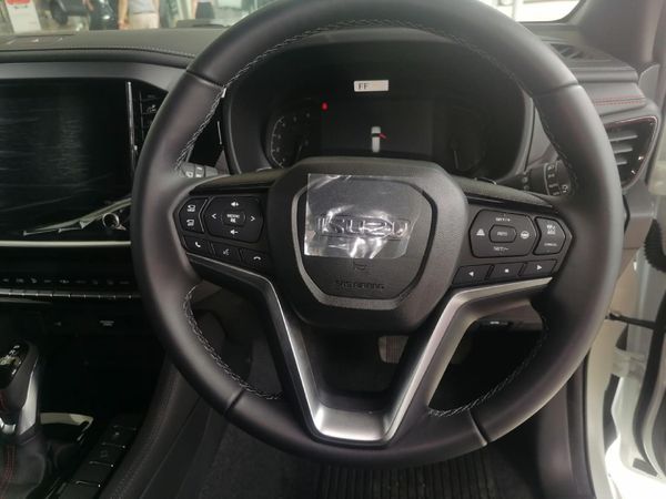 2026-Isuzu-Mu-x-30D-Onyx-XT-4x4-Auto image:11
