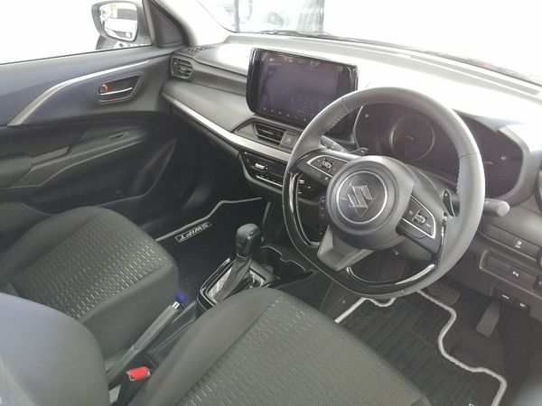 2026-Suzuki-Swift-12-GLX-Auto image:9