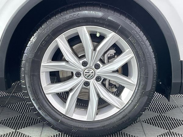 2020-Volkswagen-Tiguan-Allspace-14-TSI-Comfortline-Auto-110kW image:5