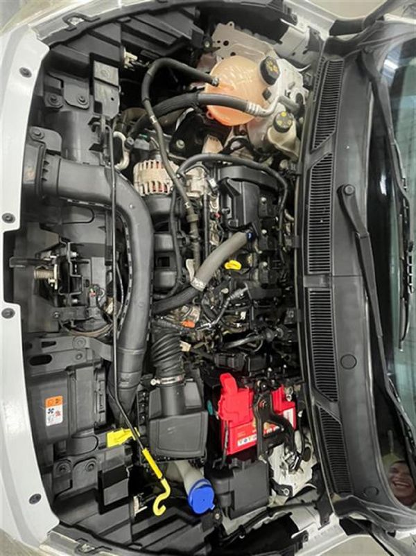2019-Ford-Figo-15Ti-VCT-Titanium-5-dr image:12