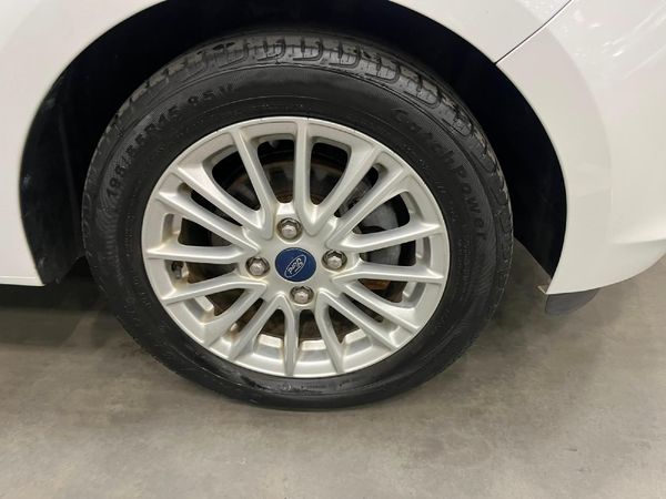 2019-Ford-Figo-15Ti-VCT-Titanium-5-dr image:8