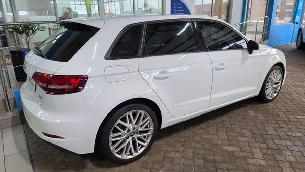2017-Audi-A3-Sportback-20-TFSI-Auto-40-TFSI image:5