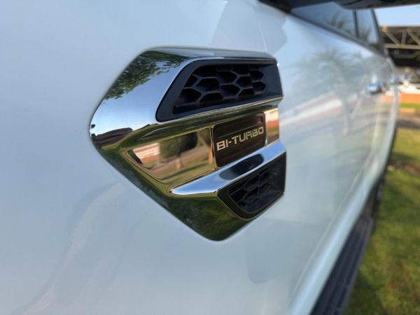 2022-Ford-Everest-20D-Bi-Turbo-4x4-Auto image:9