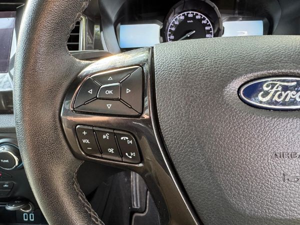 2022-Ford-Everest-20D-Bi-Turbo-4x4-Auto image:12