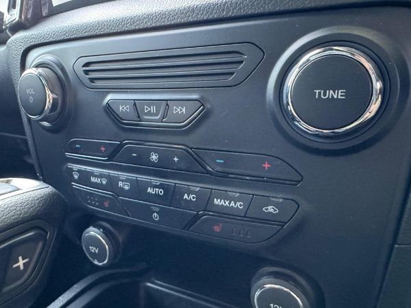 2022-Ford-Everest-20D-Bi-Turbo-4x4-Auto image:14
