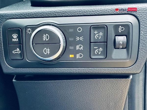 2026-Volkswagen-Amarok-20-TDI-125kW-Life-Auto-Double-Cab image:11