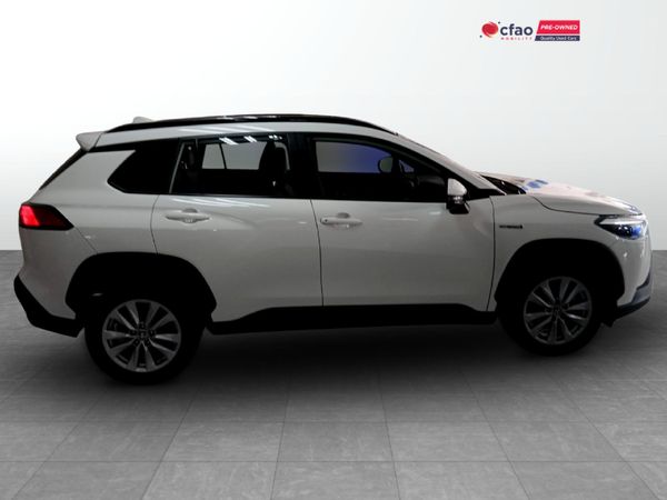 2024-Toyota-Corolla-Cross-18-XS-Hybrid image:2