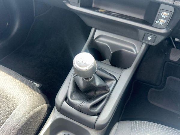 2026-Honda-Amaze-12-Comfort image:15