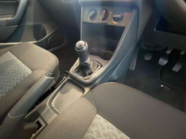 2024-Volkswagen-Polo-Vivo-14-Life image:14
