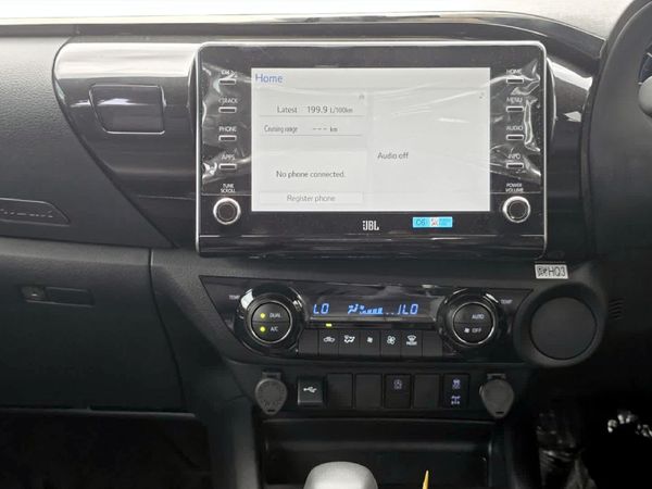 2026-Toyota-Hilux-28-GD-6-RB-Legend-RS-Auto-Double-Cab-mHev image:12
