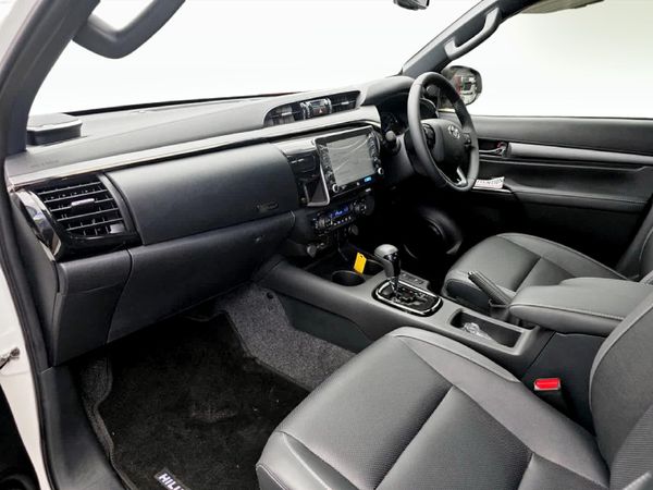 2026-Toyota-Hilux-28-GD-6-RB-Legend-RS-Auto-Double-Cab-mHev image:6