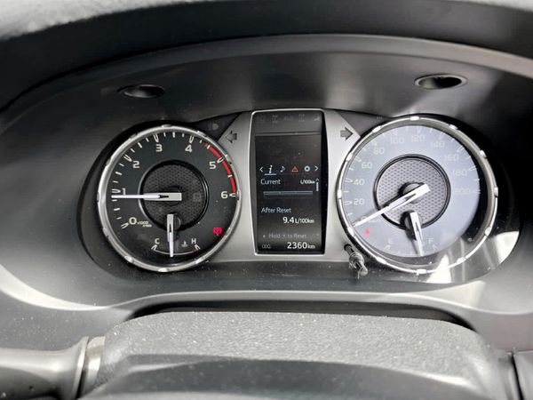 2026-Toyota-Hilux-24-GD-6-Raider-4x4-Double-Cab image:10