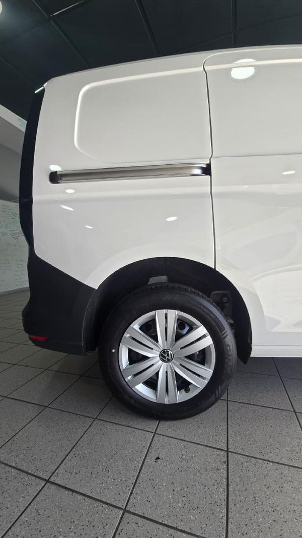 2026-Volkswagen-Caddy-Cargo-16i-81kw-Panel-Van image:7