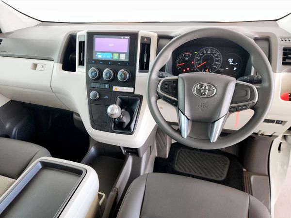 2026-Toyota-Quantum-28-GL-14-Seat image:5