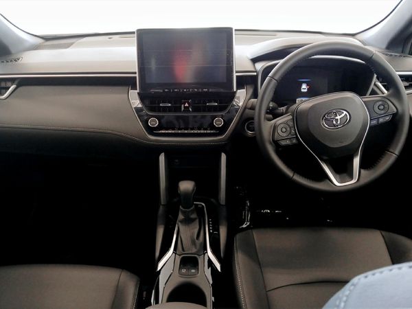 2026-Toyota-Corolla-Cross-18-XS-Hybrid image:5