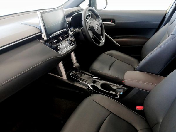 2026-Toyota-Corolla-Cross-18-XS-Hybrid image:6