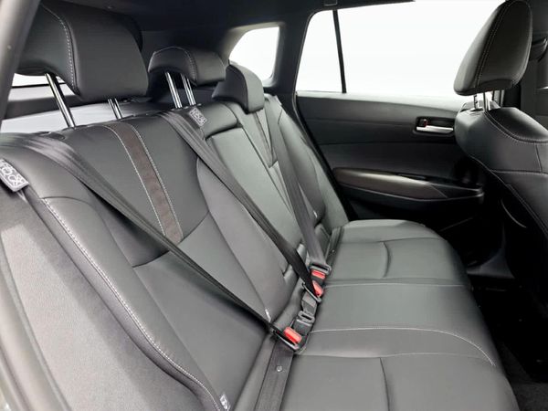 2026-Toyota-Corolla-Cross-18-XS-Hybrid image:16