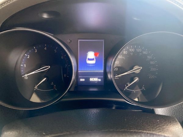 2021-Toyota-C-HR-12T-Luxury-Auto image:10
