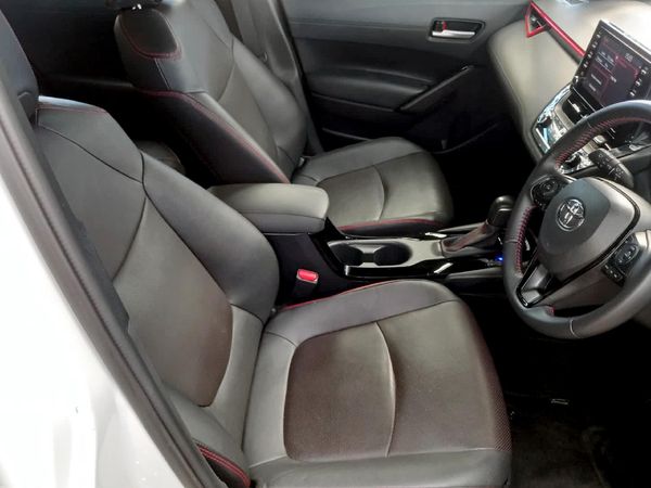 2024-Toyota-Corolla-Cross-18-GR-S image:13