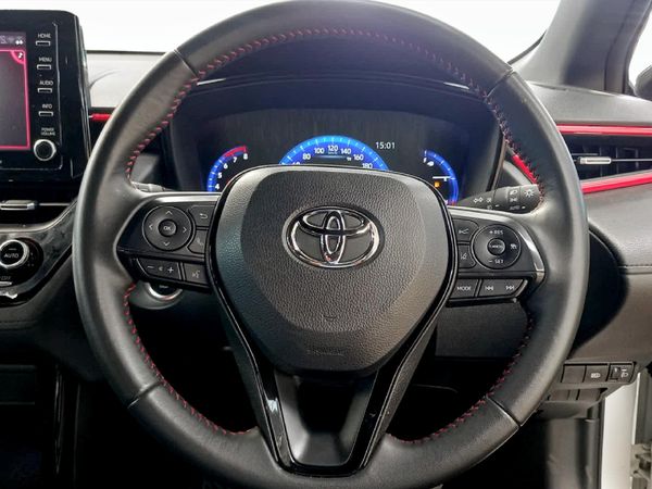 2024-Toyota-Corolla-Cross-18-GR-S image:7