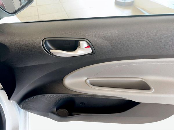 2026-Kia-Pegas-14-LX-Auto image:11