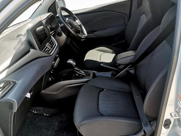 2026-Toyota-Starlet-15-XS-Auto image:6