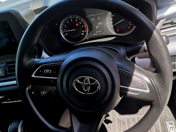 2026-Toyota-Starlet-15-XS-Auto image:7
