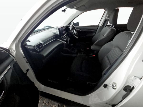 2026-Toyota-Urban-Cruiser-15-XS image:6