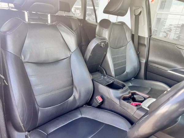 2020-Toyota-RAV4-20-VX-Auto image:10