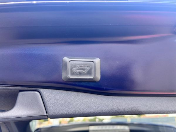 2020-Toyota-RAV4-20-VX-Auto image:19
