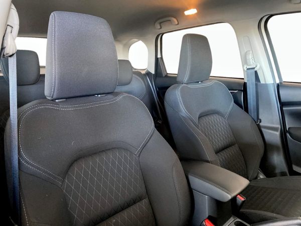2026-Toyota-Urban-Cruiser-15-XR image:13