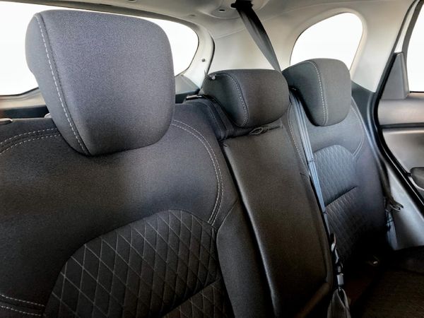 2026-Toyota-Urban-Cruiser-15-XR image:14