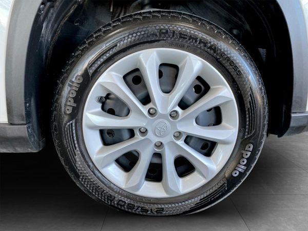 2026-Toyota-Urban-Cruiser-15-XR image:17