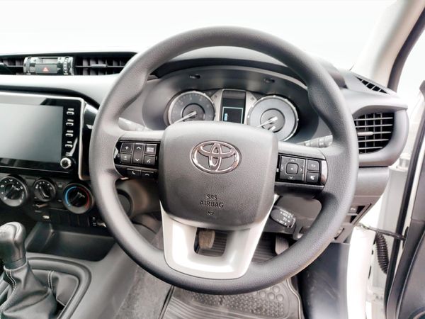 2026-Toyota-Hilux-24-GD-6-Raised-Body-Raider-Single-Cab image:7