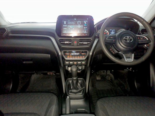 2026-Toyota-Urban-Cruiser-15-XR image:5