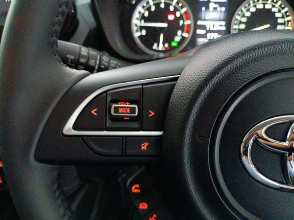 2026-Toyota-Urban-Cruiser-15-XR image:8