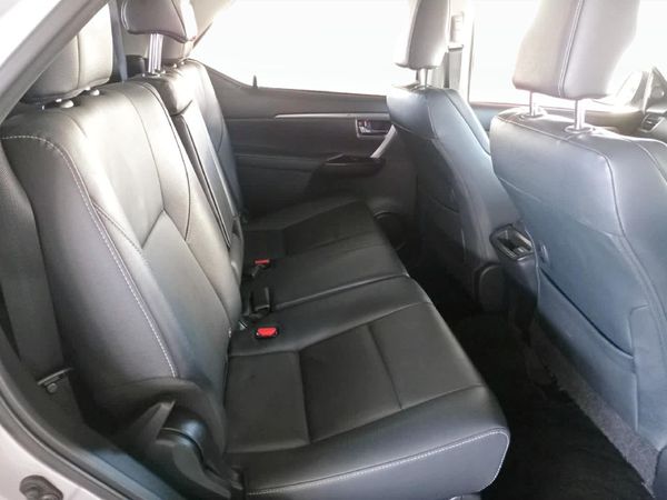 2025-Toyota-Fortuner-24-GD-6-RB-Auto image:13