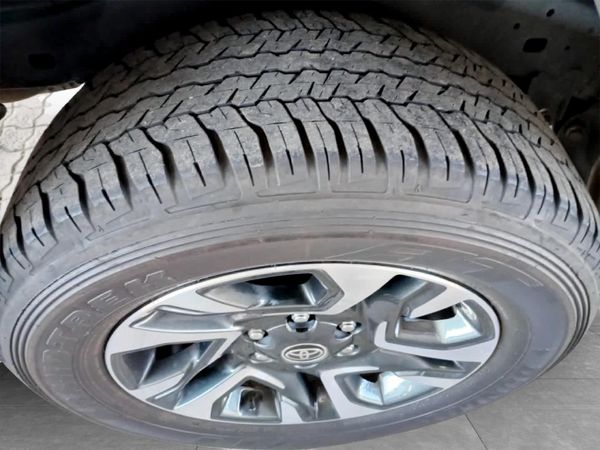 2025-Toyota-Fortuner-24-GD-6-RB-Auto image:16