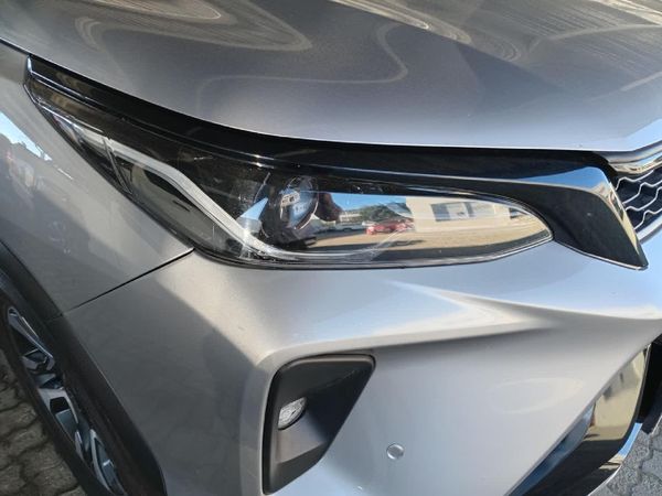 2025-Toyota-Fortuner-24-GD-6-RB-Auto image:19