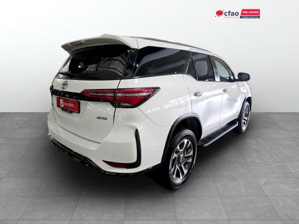 2025-Toyota-Fortuner-24-GD-6-4x4-Auto image:1