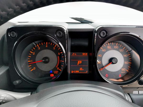2026-Suzuki-Jimny-15-GLX-Auto image:9