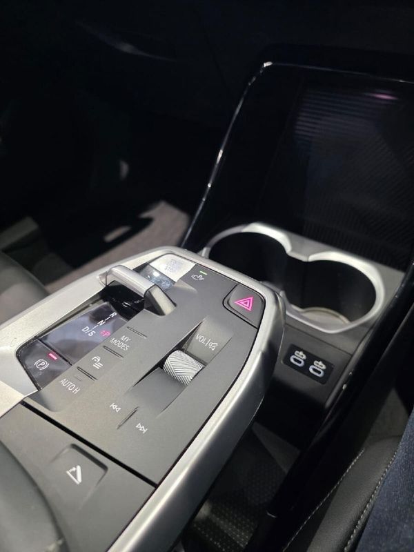 2024-BMW-X1-sDrive18i-M-Sport image:12