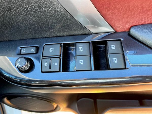 2025-Toyota-Fortuner-28-GD-6-RB-Auto image:18