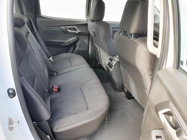 2026-Isuzu-D-Max-19-DDI-HR-LS-Auto-Double-Cab image:10