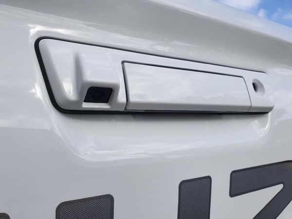 2026-Isuzu-D-Max-19-DDI-HR-LS-Auto-Double-Cab image:8