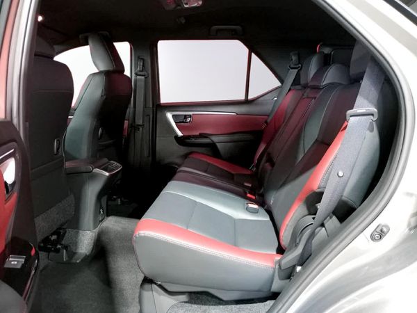 2026-Toyota-Fortuner-28-GD-6-4x4-Auto image:7