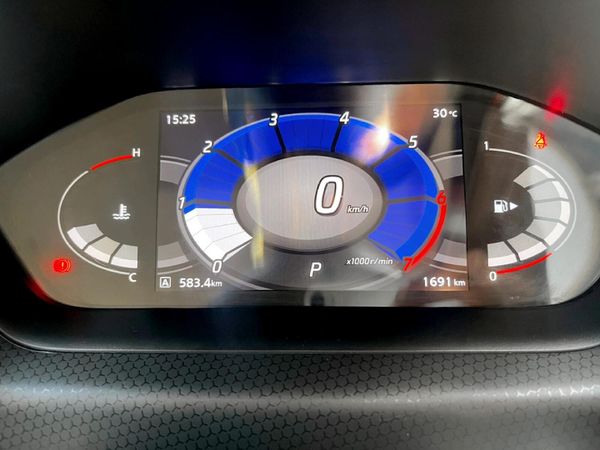 2025-Nissan-Magnite-10T-Acenta-Plus-Auto image:12